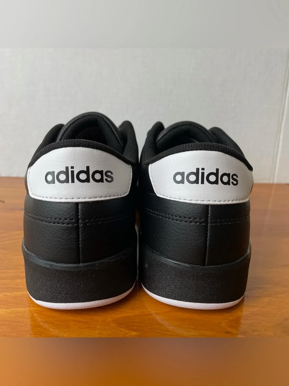 Adidas Breaknet 3.0 J Sneakers Kids Women’s 6 Black White JR8447